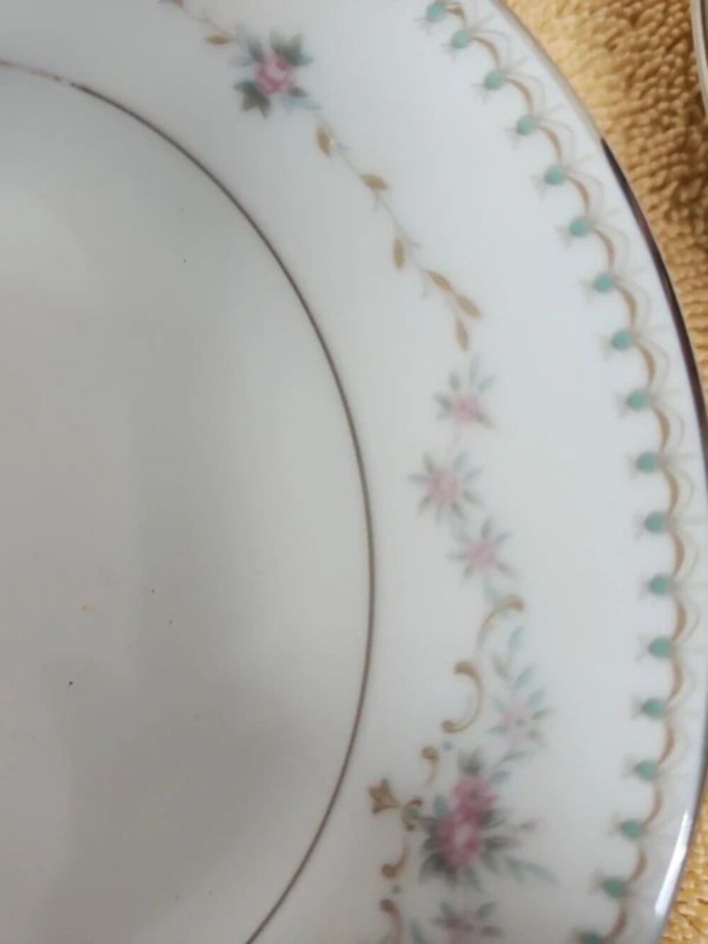 6 desert plates noritake Fairmont rose - Picture 3 of 6